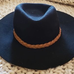 Black hat
